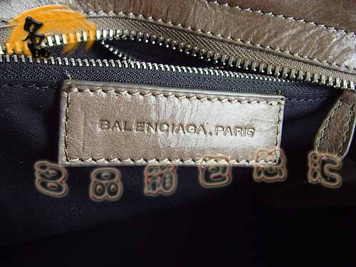 084332A BALENCIAGA��(j��ng)���r��Ůʿб��� �������ҙC(j��)܇�� �¿�ţƤ�����