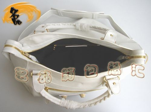 084338B ��A1:1Ʒ�| BALENCIAGA����C܇�� б��� �������ҕr�������