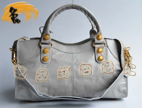 084328B BALENCIAGA �������� �C܇�� ��� �Ұ�ɫţƤ�r�����eŮ��