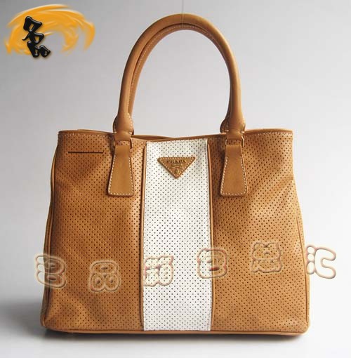 29150 Prada手提包 新款上市 普拉達經典款網孔皮時尚休閑女包 杏配白