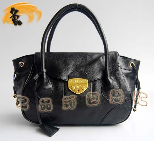 75822 Prada最新款 Prada明星最愛款休閑女包 Prada手提包