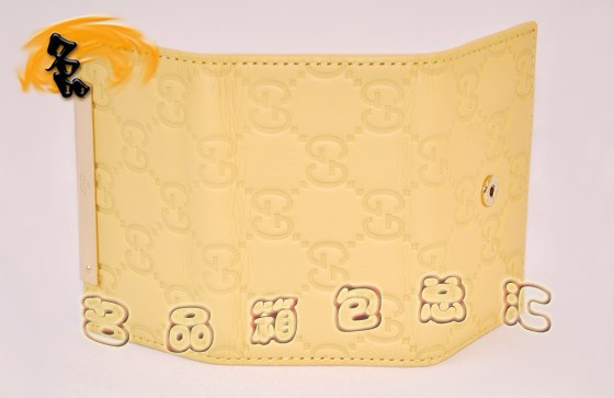 127048 GUCCI���¿� ��Ƥ�����r��Ů�� GUCCI������ GUCCI耳װ� �Sɫ