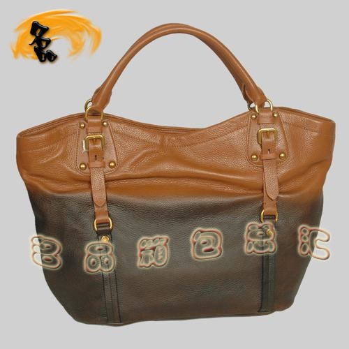 8612  Prada���N1:1Ʒ�|(zh��)Ů�� �����_(d��)��(j��ng)��ţƤ����� Prada��� �������Sɫ
