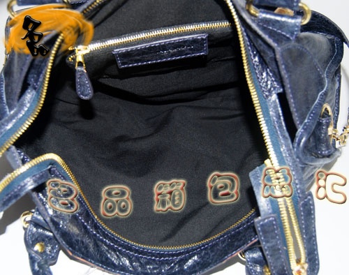 084332B Balenciaga機(jī)車包 單肩包 巴黎世家手提包 進(jìn)口羊皮大金釘時(shí)尚女包 灰藍(lán)色