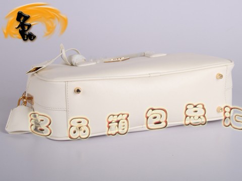 BL0095 Prada手提包 普拉達時尚女士休閑包 Prada女包 原版一比一品質 白色