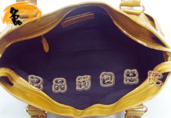 084328B  BalenciagaŮ�� ����� �������҆μ�� �M����Ƥ�r�����eŮ�� �ɫ