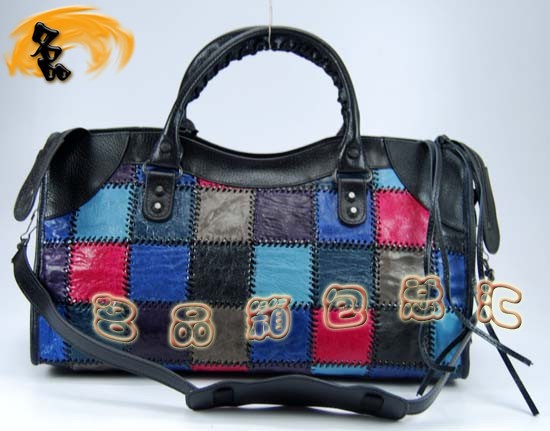 228770 ������������� �M����Ƥ�r�����e�� Balenciaga�μ�� ��܊�{ɫ