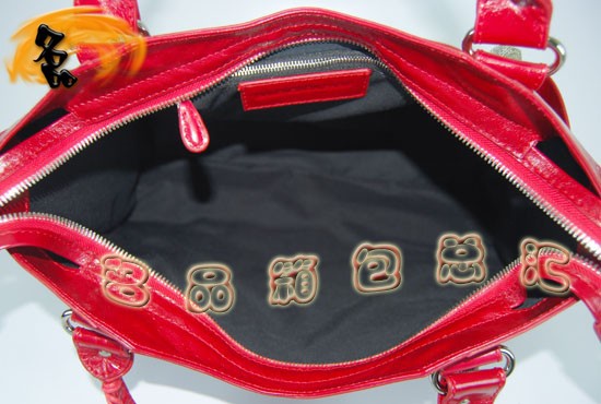 084332A  Balenciaga�C܇�� �������҆μ�� �M��ţƤ��(j��ng)��r��Ů�� ����� ��tɫ
