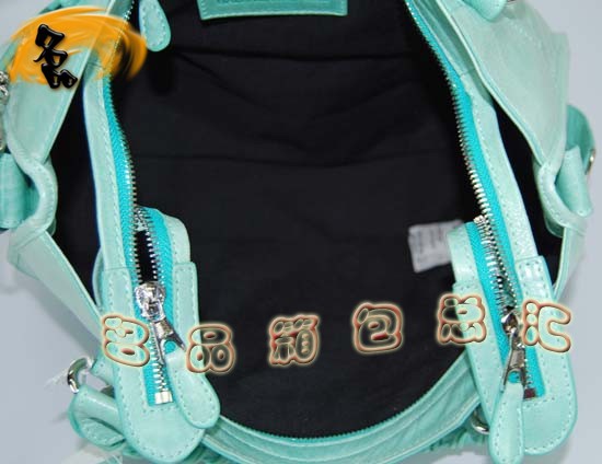 084332A Balenciaga�C(j��)܇�� �������҆μ�� �M(j��n)��ţƤ��(j��ng)��r(sh��)��Ů�� ����� ��ˮ�{(l��n)