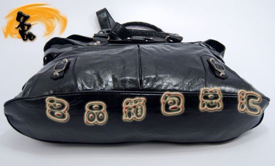084668  Balenciaga����� �������҆μ�� �M��ţƤ����r��Ů�� ��ɫ