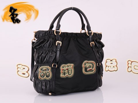 BN1790 �����_���¿��ް�ϵ����ƤŮ�� Prada����� Pradaб��� ��ˮ������ ��ɫ