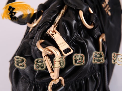 BN1790 �����_���¿��ް�ϵ����ƤŮ�� Prada����� Pradaб��� ��ˮ������ ��ɫ