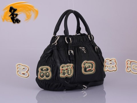BN1791 �����_(d��)���¿��ް���Ƥ�r��Ůʿ���e�� Prada����� Pradaб��� ��ɫ