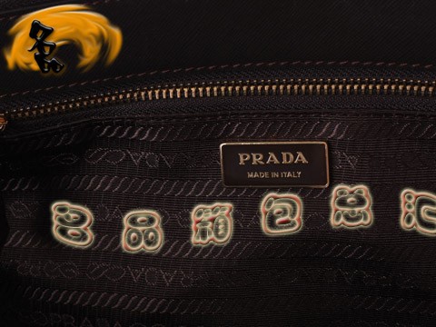 BN1802 普拉達(dá)手提包 進(jìn)口牛皮女包 Prada手提包 原版一比一品質(zhì) 啡色
