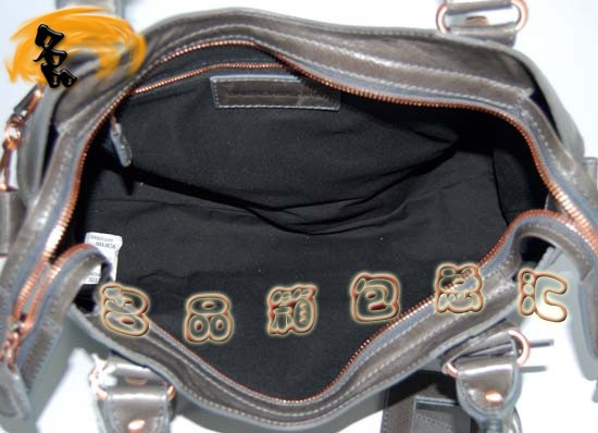 173084C  Balenciaga����� �������҆μ�� �M��ţƤ����r��Ů�� �C܇�� ���y��ɫ