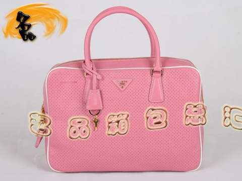 BR0094 Prada最新款 網(wǎng)孔牛皮女包 Prada手提包 普拉達(dá)經(jīng)典款 粉紅色