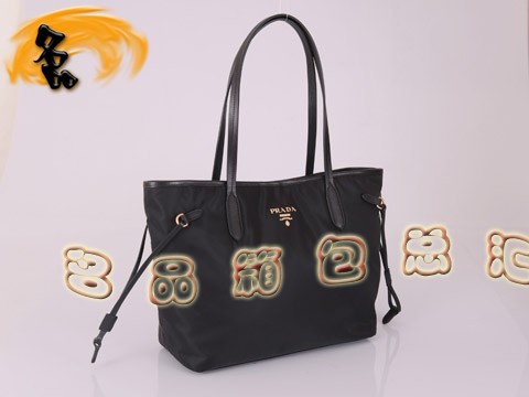 BR3924  �����_(d��)�μ�� Prada���e�� ��ˮ��������Ů�� ������ ��ɫ