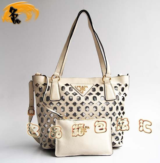 1020 Prada 最新款 Prada女包 時(shí)尚休閑女士單肩包 原版一比一品質(zhì) 米白色