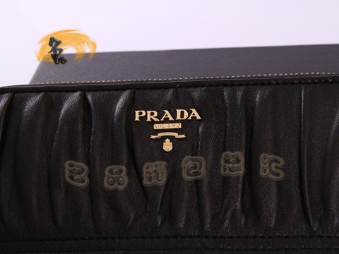 1M0506 Prada���¿��ް���Ƥ����X�� Prada�X�� �����_�L���X�A PradaŮ�� ��ɫ
