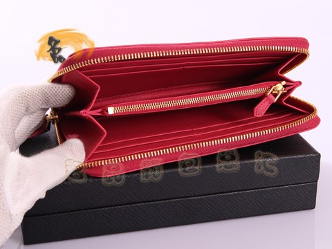 1M0506 Prada���¿� Pradaʮ�ּyţƤ����X�� �����_�L���X�A Prada�X�� õ�tɫ