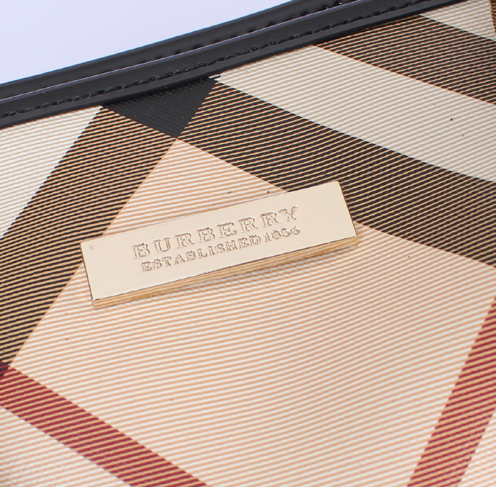 Burberry�͌����¿�Ů�� 8788����