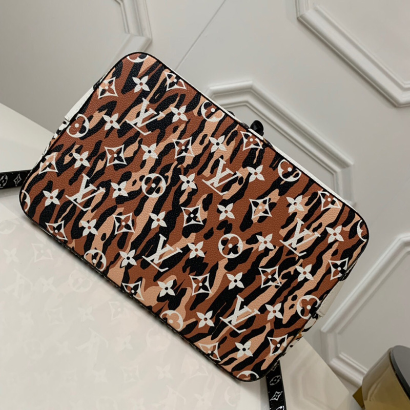 M44679 LV NEONOE 手袋 Monogram 帆布動物花紋女包 LV水桶包 象牙白