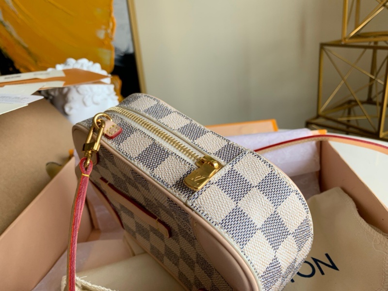 N60360 LV NEOKAPI 手袋 Damier Azur 帆布立式手拿包