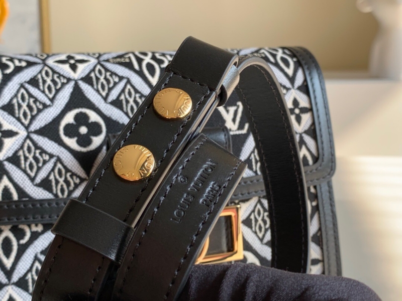 M57172 LV DAUPHINE 迷你手袋 LV1854新款達芙妮 棕紅色