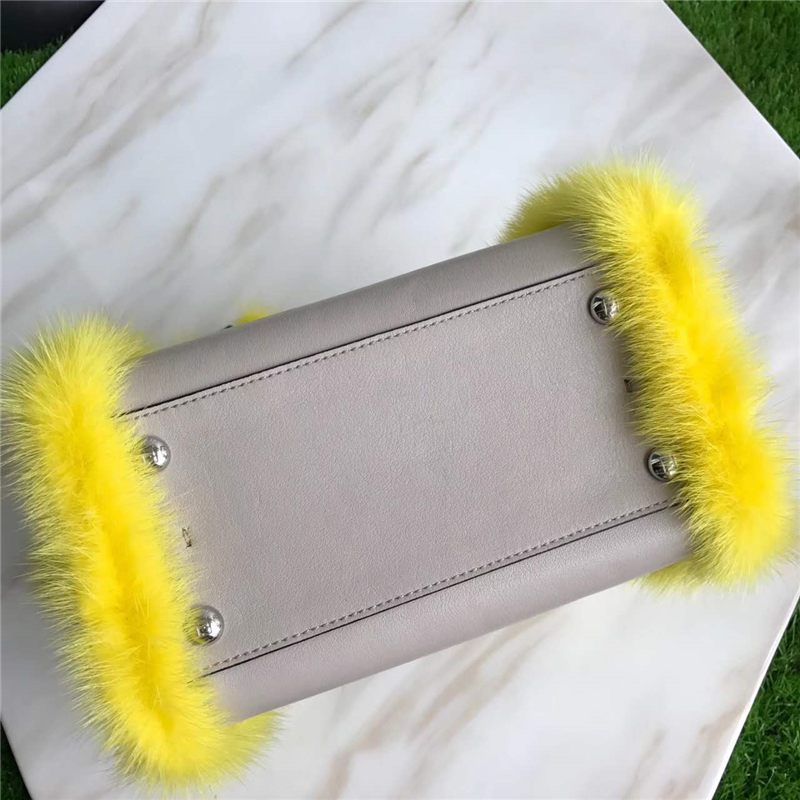 8771 FENDI 芬迪 minl3JouRS 時尚款 柔軟小牛皮 貂毛手提包挎包 灰色