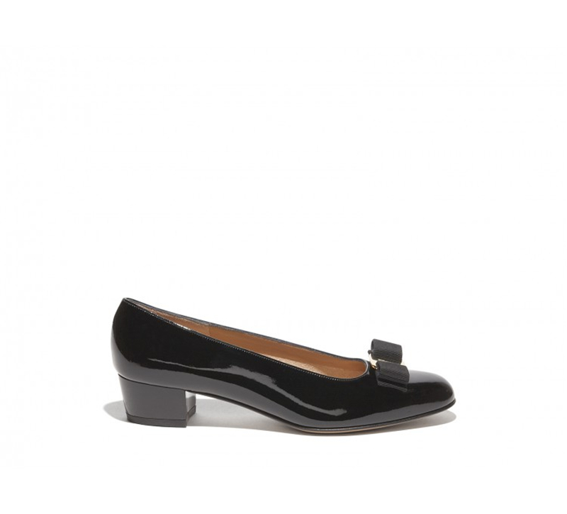 574572 Ferragamo菲拉格慕 VARA 低跟 漆皮高跟鞋 黑色
