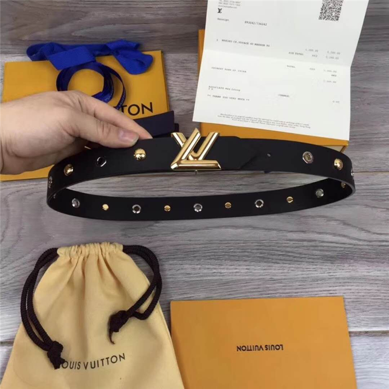 M9939 LV路易威登 全新系列 金屬鉚釘 眼孔設計 女士腰帶 金扣