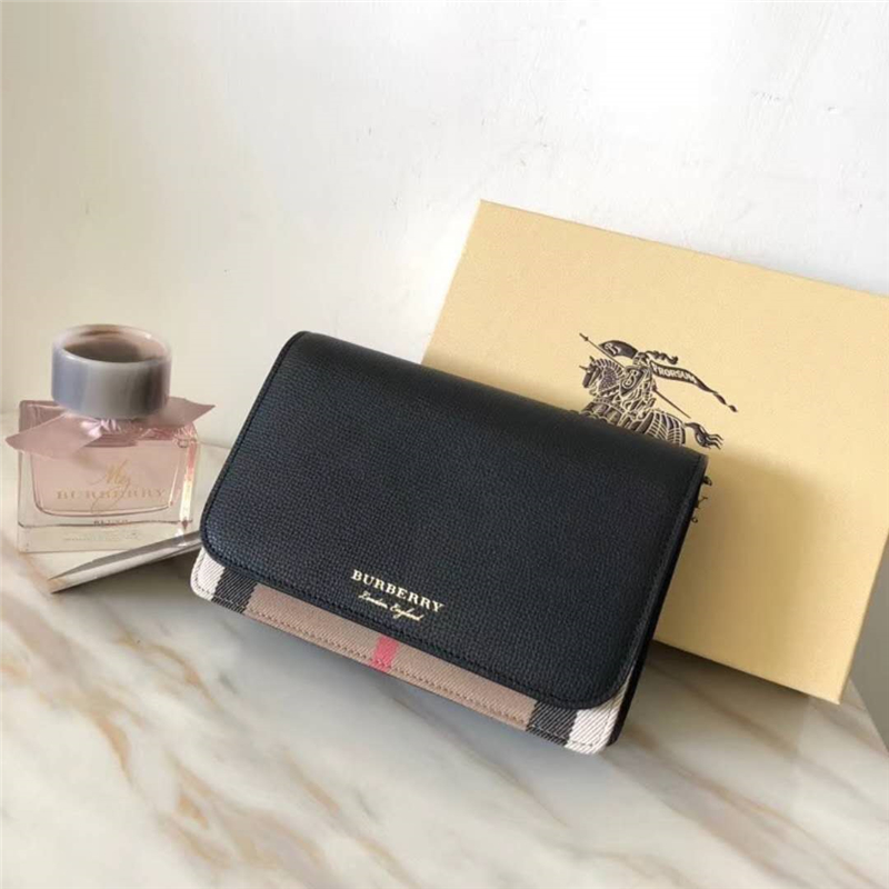 Burberry女包 官方新款 巴寶莉斜挎包 手拿包肩包
