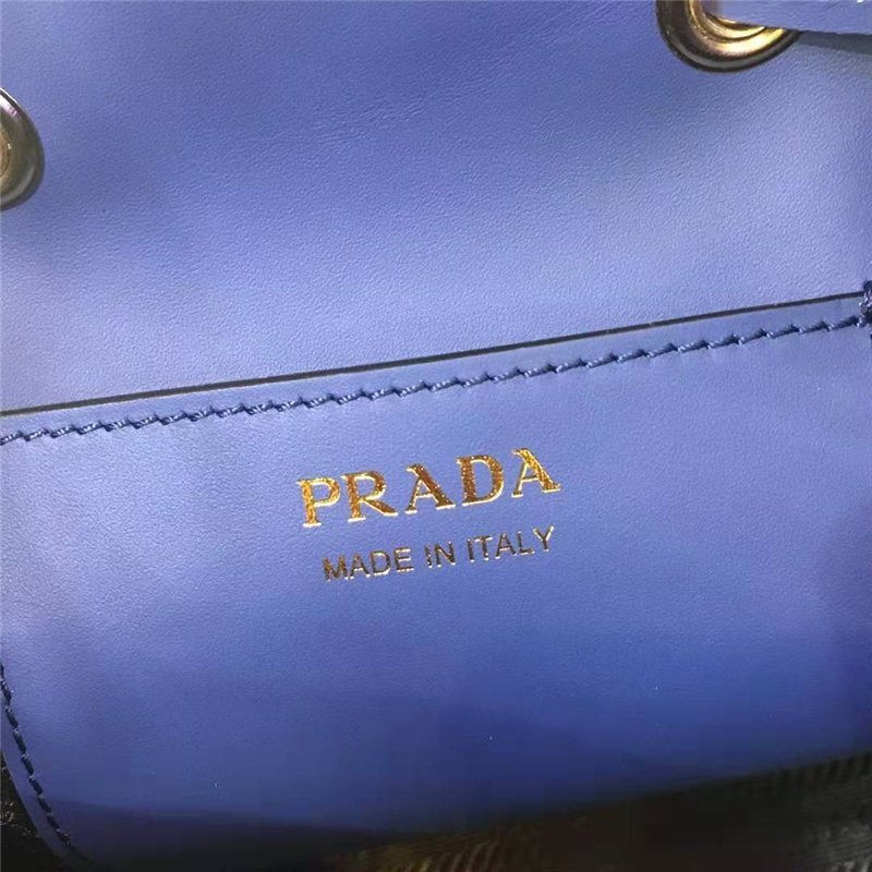 1BE032 Prada普拉達 女士休閑單肩包 粗十字紋牛皮 Prada手拎斜跨水桶包 寶藍色