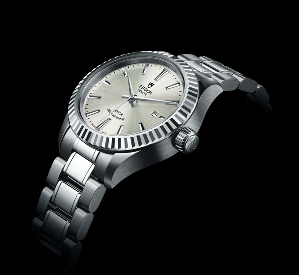 TUDOR Styleϵ����� ��(j��ng)���(f��)�ŕr(sh��)�� 