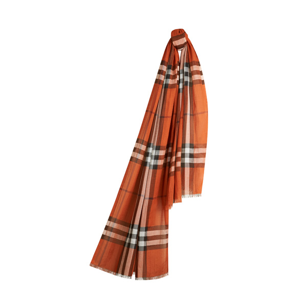 Burberry �Ƴ�ȫ������Ӿ�bϵ��
